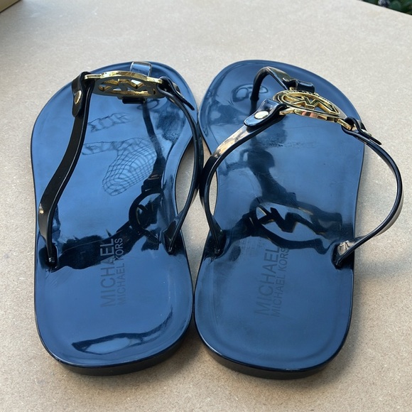 NEW! Michael Kors Black/Gold MK Jelly Sandall. 8US Women’s - Picture 5 of 8